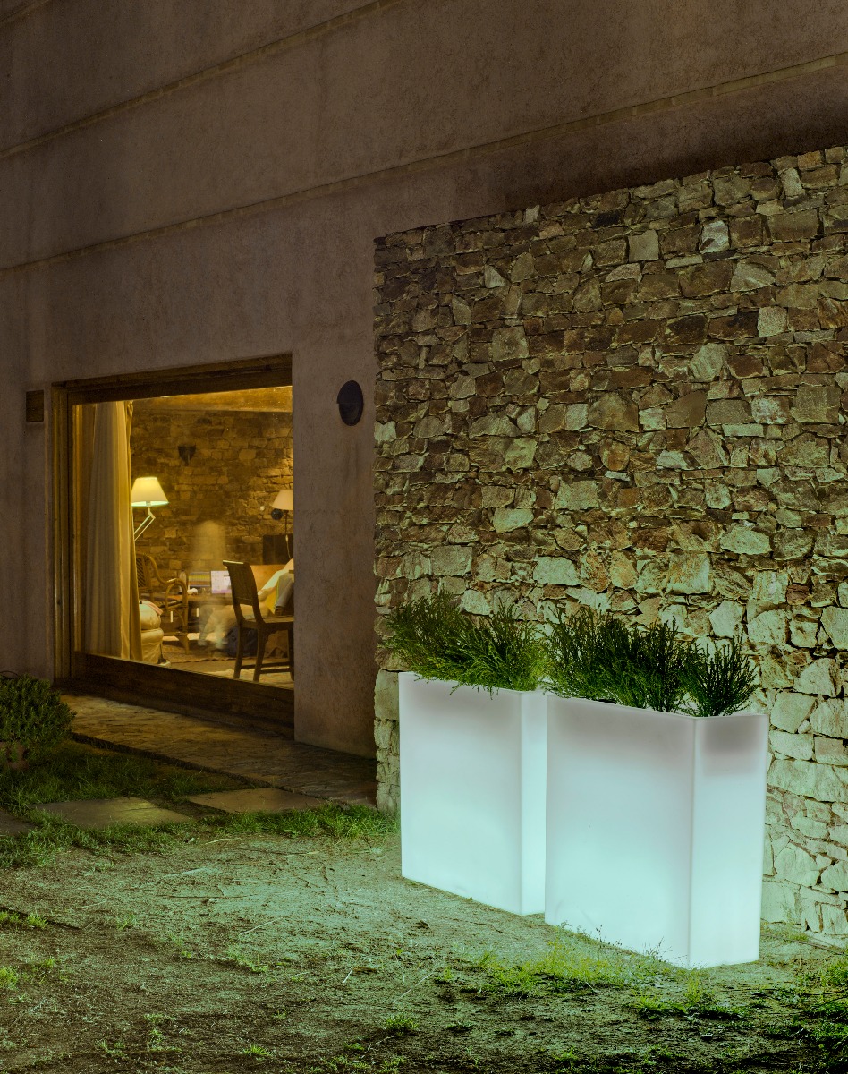 Plantenbak tuinverlichting design 80x80x32cm