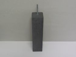 Concrete base high model with facet 140x140mm