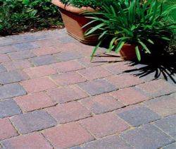 Cobblestones red/black tumbled 10x10x6cm (m2)