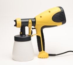 Spray gun, paint gun for concrete fences