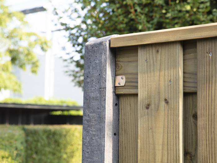 Betonpalen plaatsen
