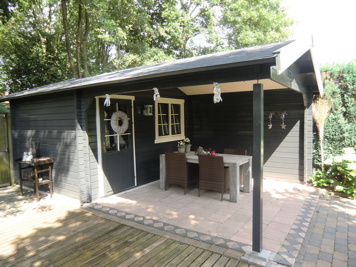 Vergunnung tuinhuis?