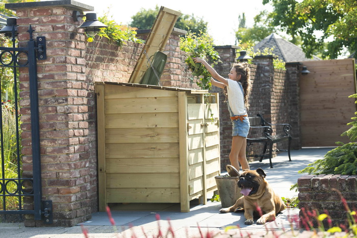 Container ombouw in de voortuin